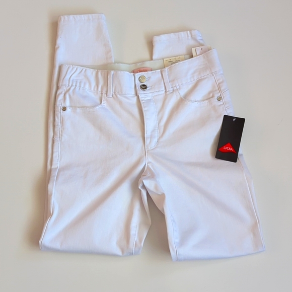 Candie's Mid Rise Sculp Skinny Junior's - Picture 2 of 7